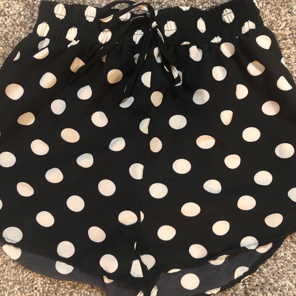 Polka dot black & white two piece set 👙🖤🤍 - Picture 3 of 5